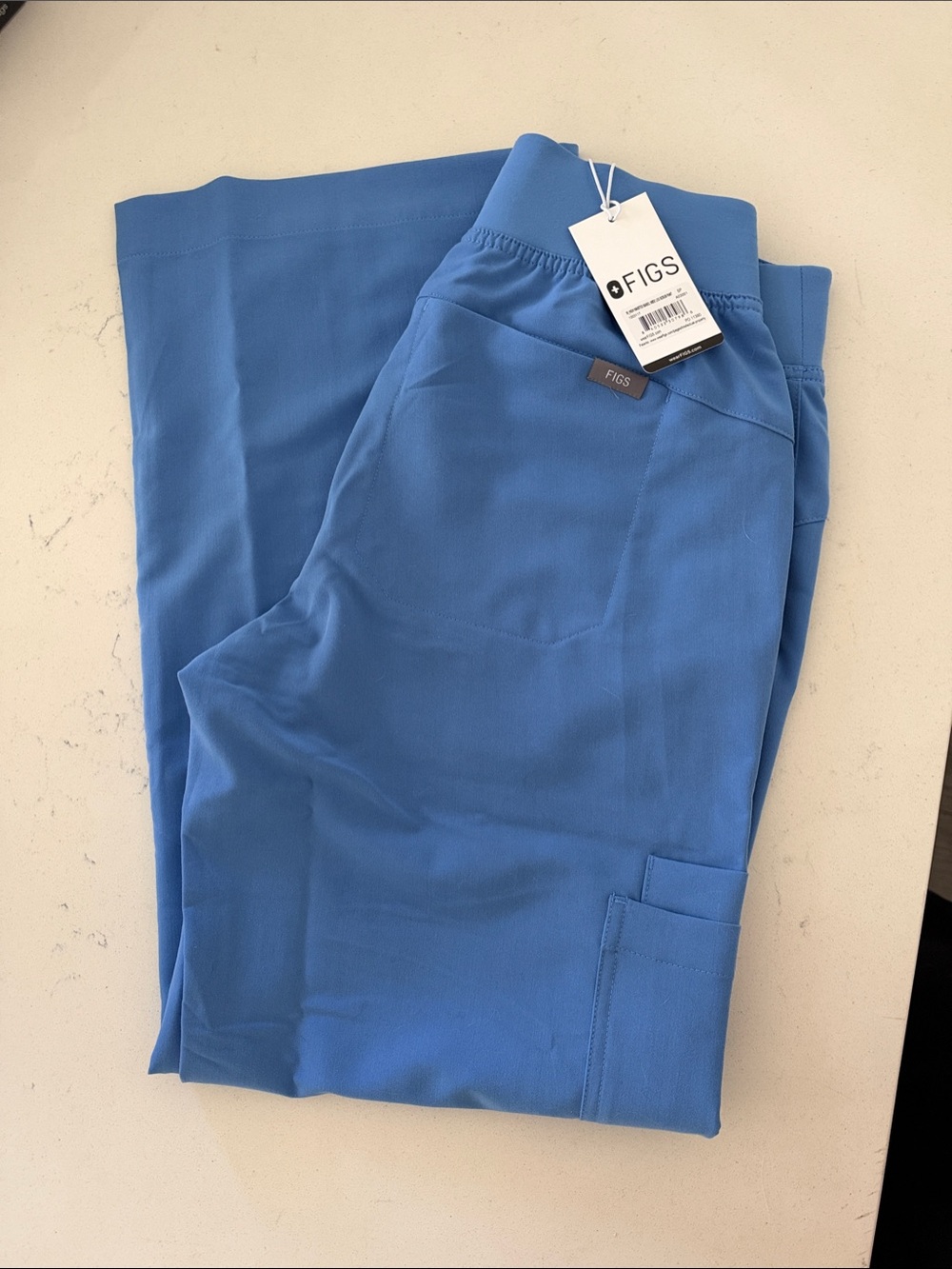FIGS women’s Isabel Scrub Pants in Ceal Blue
